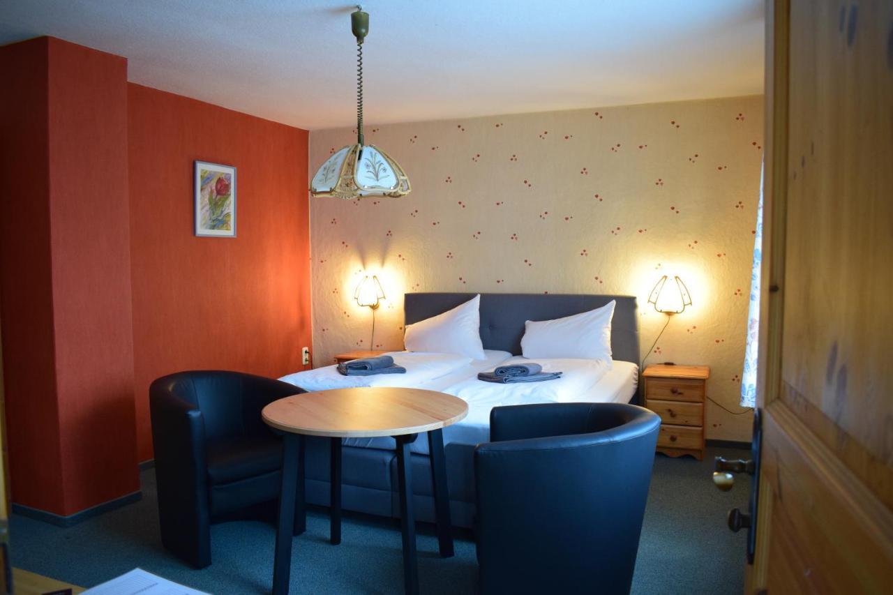 Landhotel "Lichte Aue" Lichtenau Stutzengrun Εξωτερικό φωτογραφία
